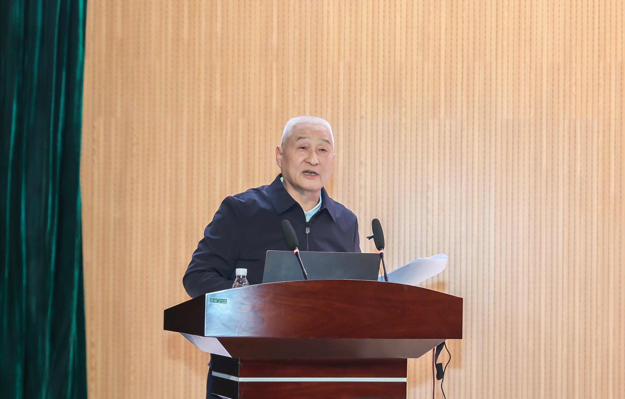 20251107/690d4e51a680b.jpg 顏偉峰4.jpg